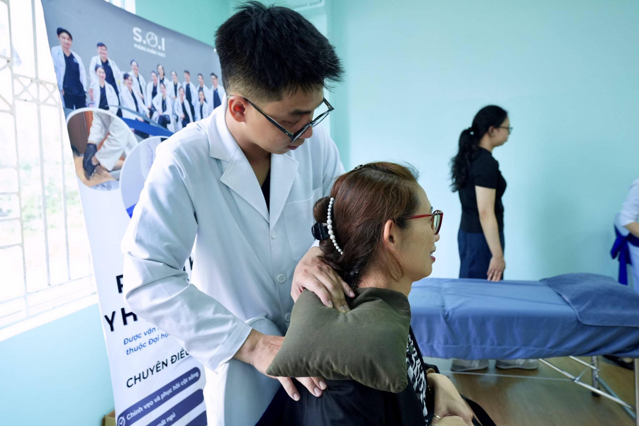 Đau cổ vai gáy3